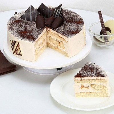 Tiramisu Cake From DIZOVI Bakery